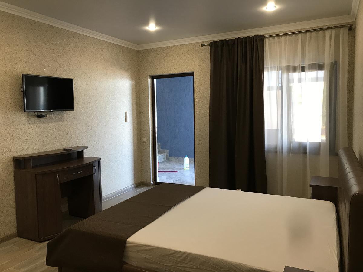 Apra Hotel Lidzava Esterno foto